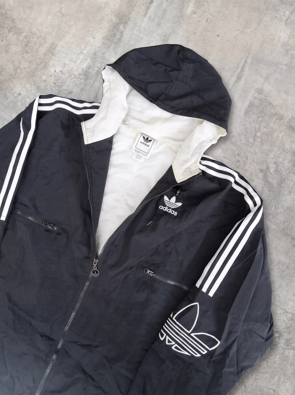 Campera Abrigo Adidas Big Trefoil 90s negra