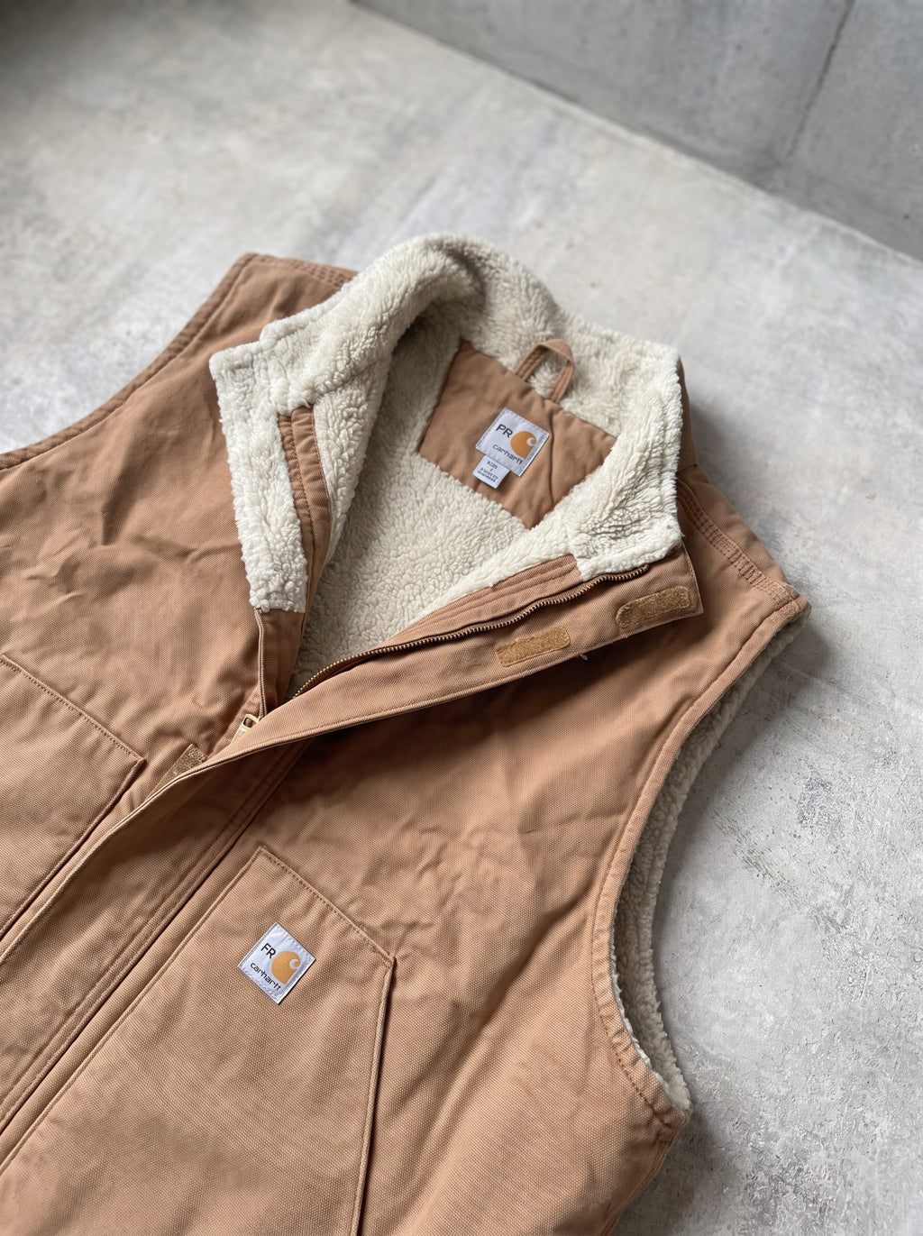 Chaleco Carhartt Camel FR marrón