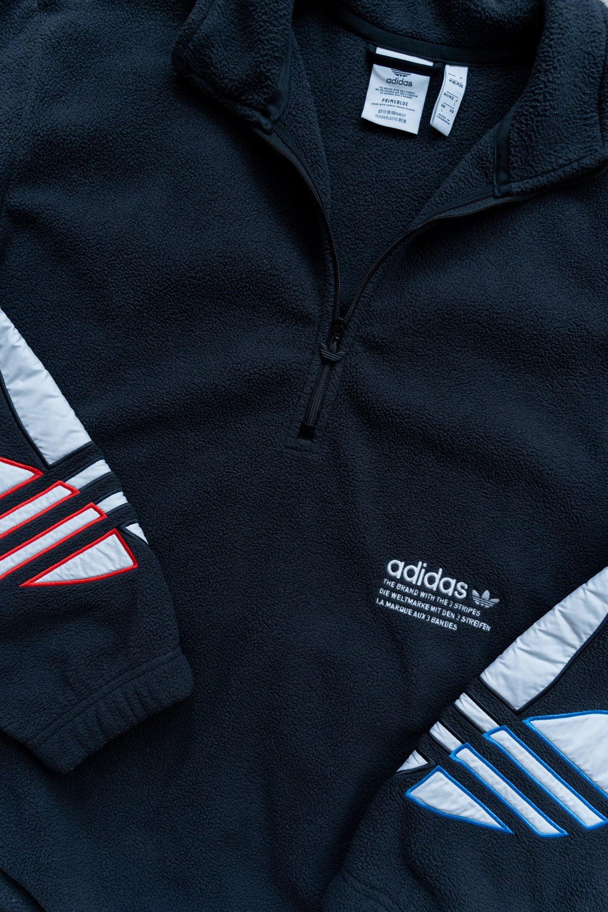 Campera Polar Adidas Originals negra
