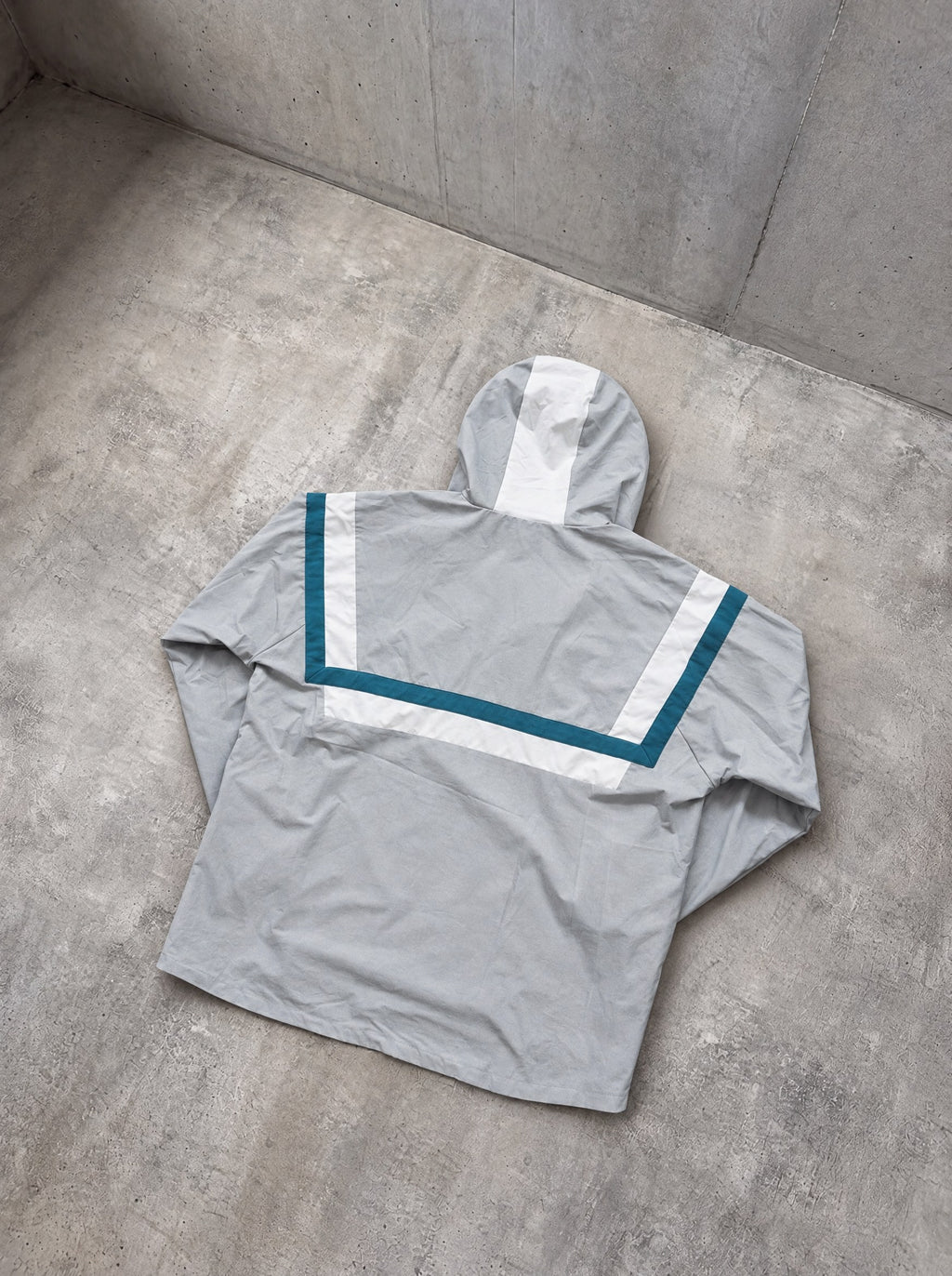 Anorak Adidas Originals gris y verde petróleo