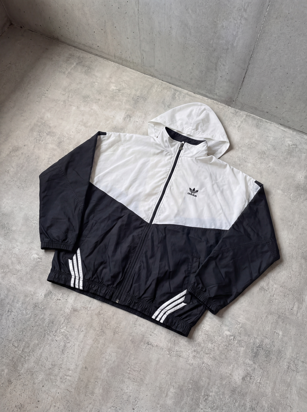 Rompevientos Adidas Originals 90s