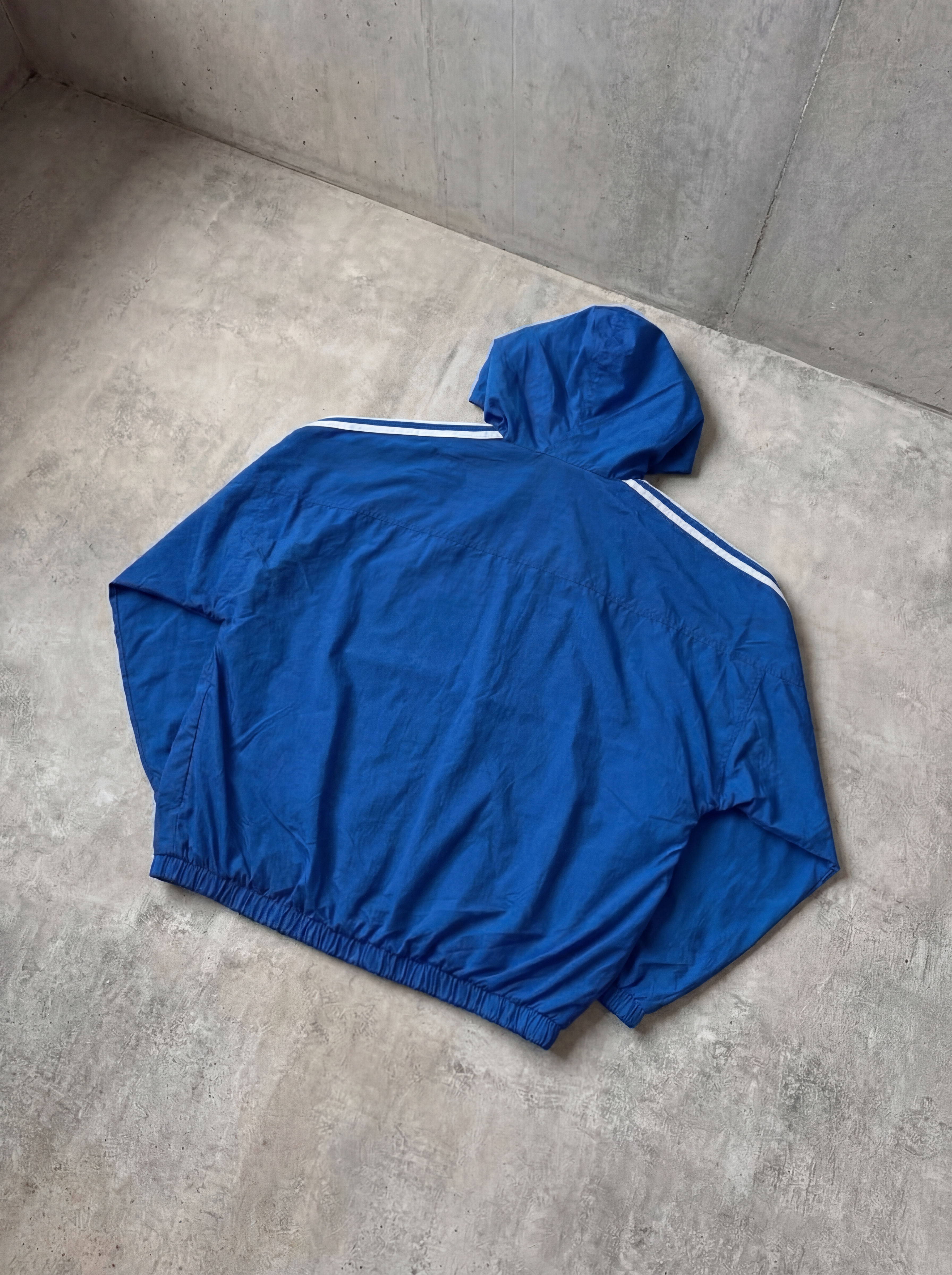 Campera Adidas Trefoil 90s