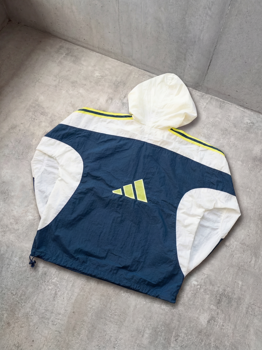 Rompevientos Adidas 90s