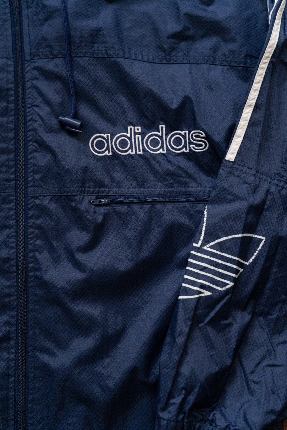 Rompevientos Adidas Trefoil 90s