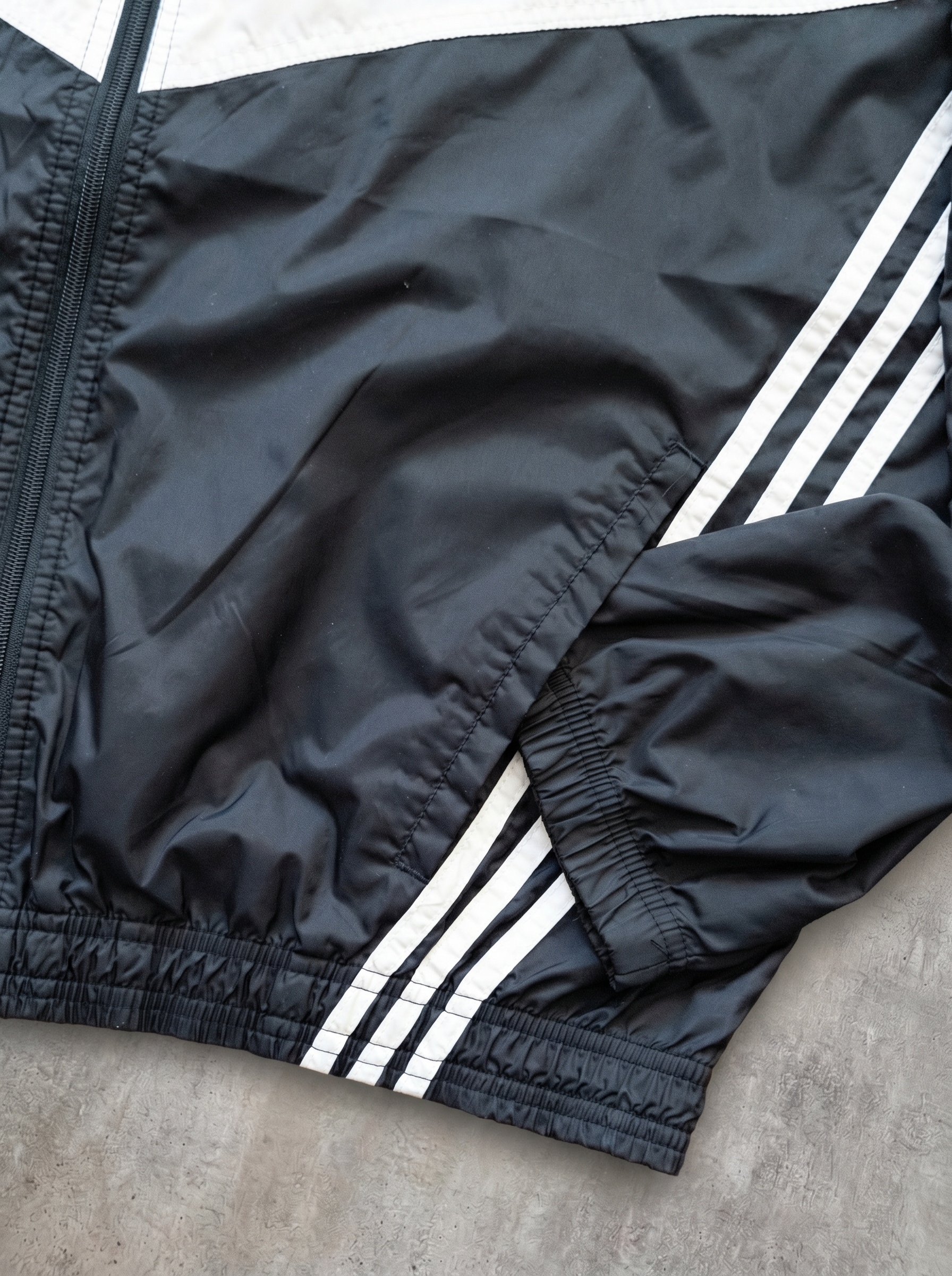 Rompevientos Adidas Originals 90s