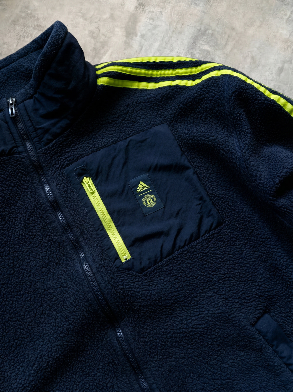 Campera Adidas Polar Manchester United