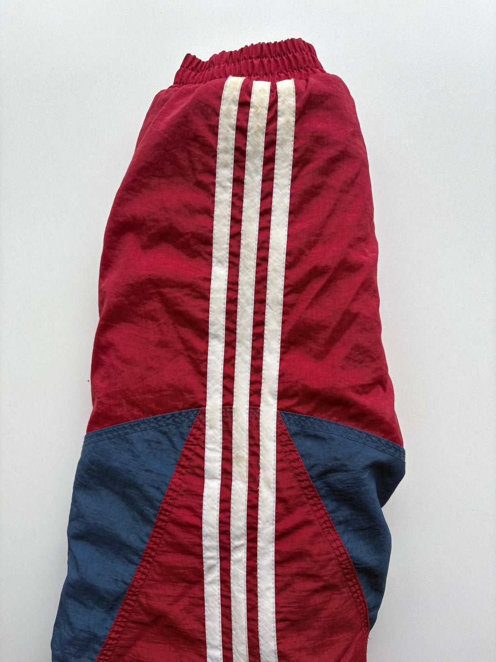 Campera Adidas Trefoil 90s