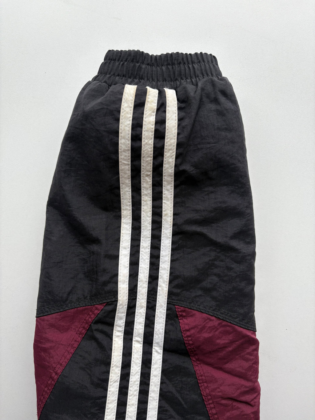 Campera Adidas Trefoil 90s