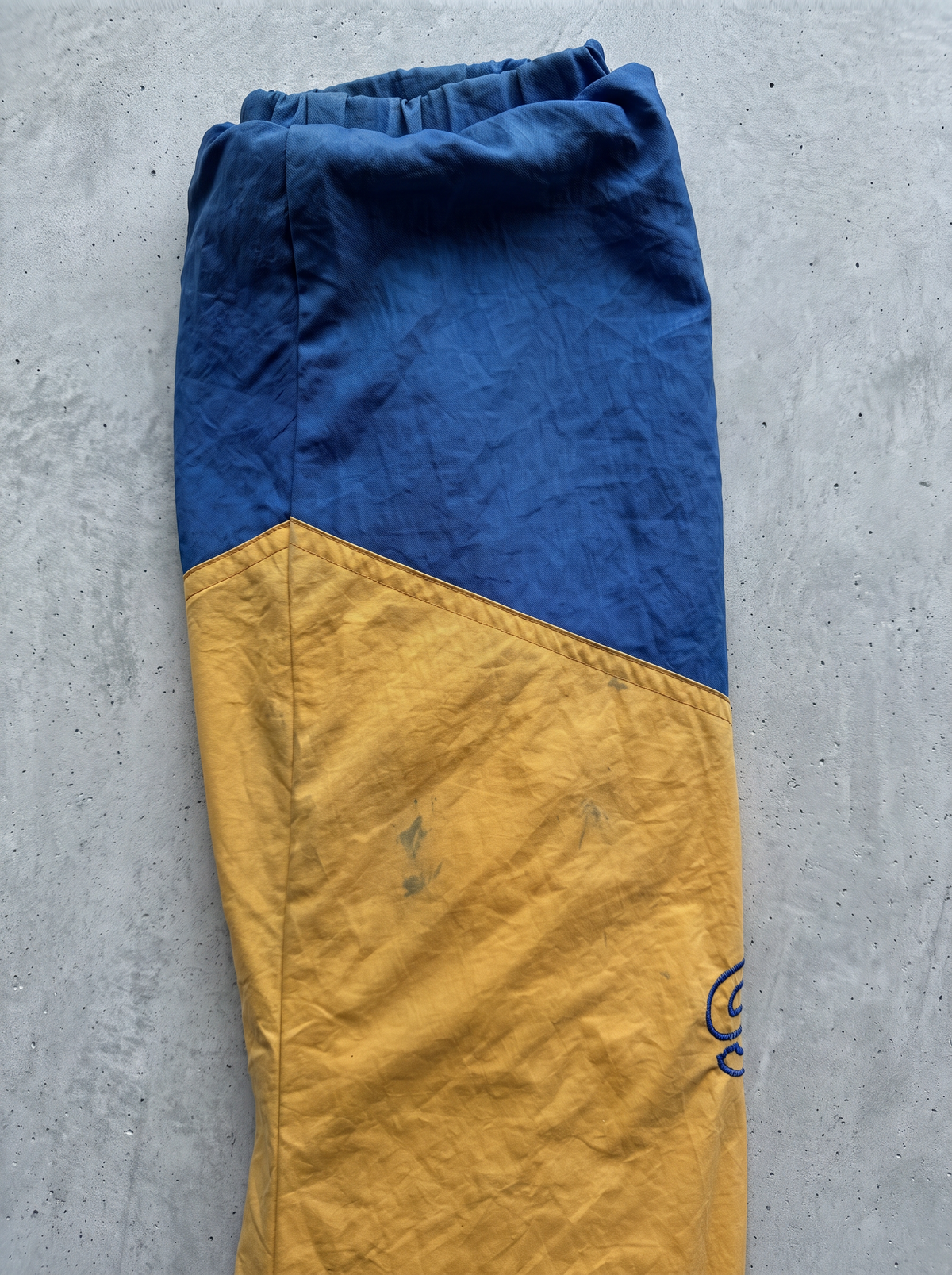 Campera Adidas Trefoil 90s